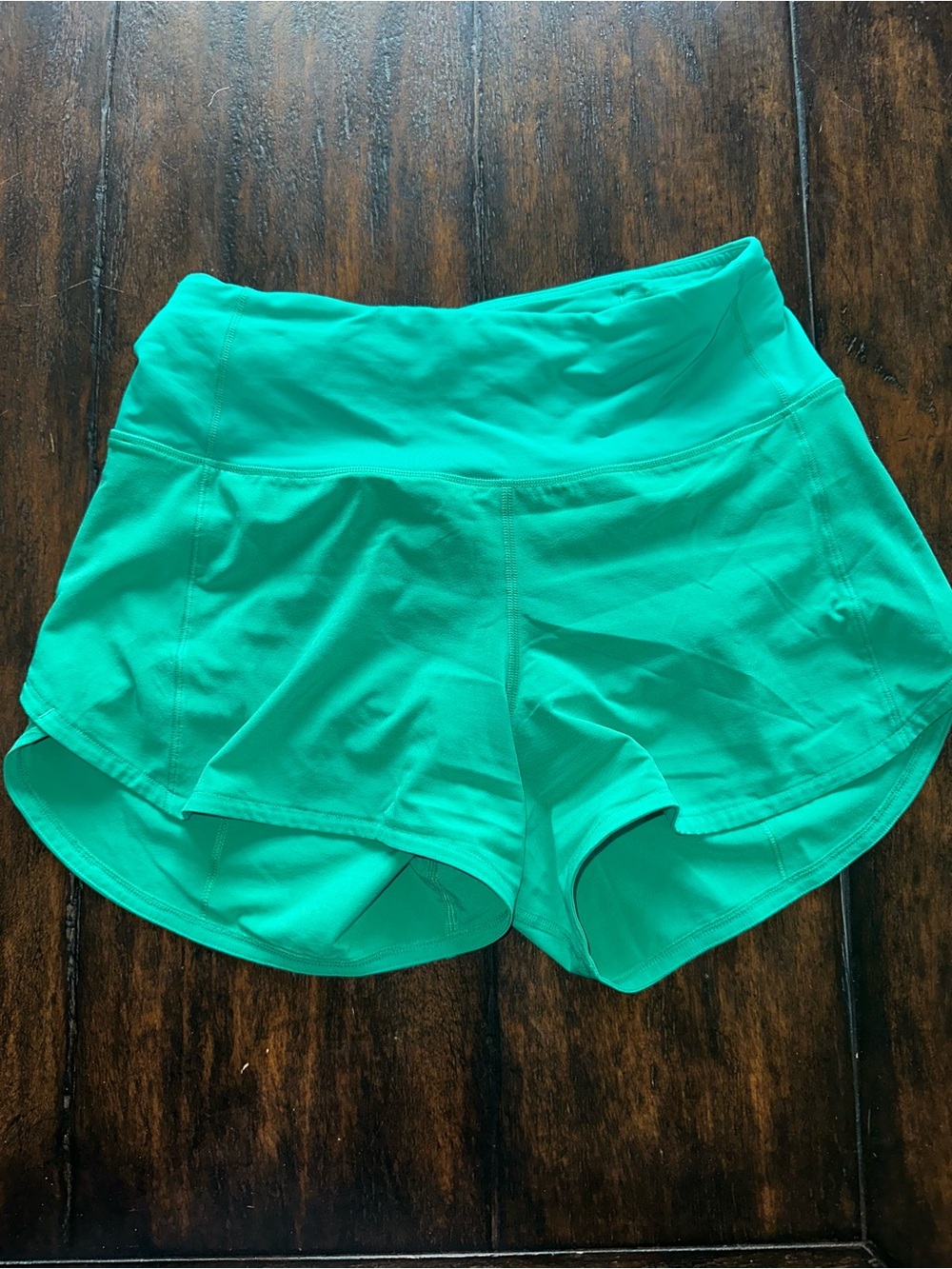 Lululemon Speed Up shorts Women's Kelly green size 4